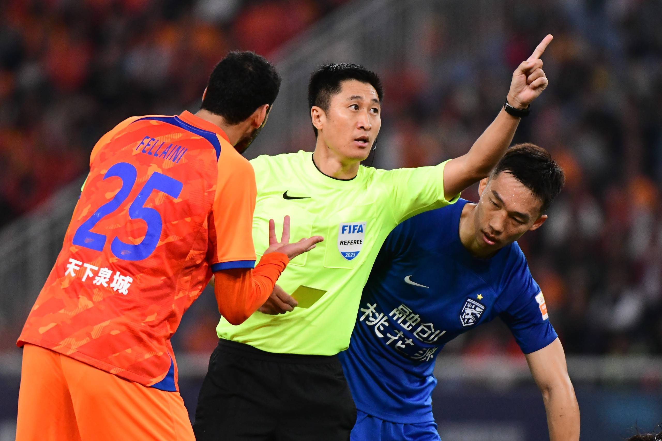 阿尔维斯充分准备下轮比赛,誓要胜利 阿尔维斯充分准备下轮比赛,誓要胜利