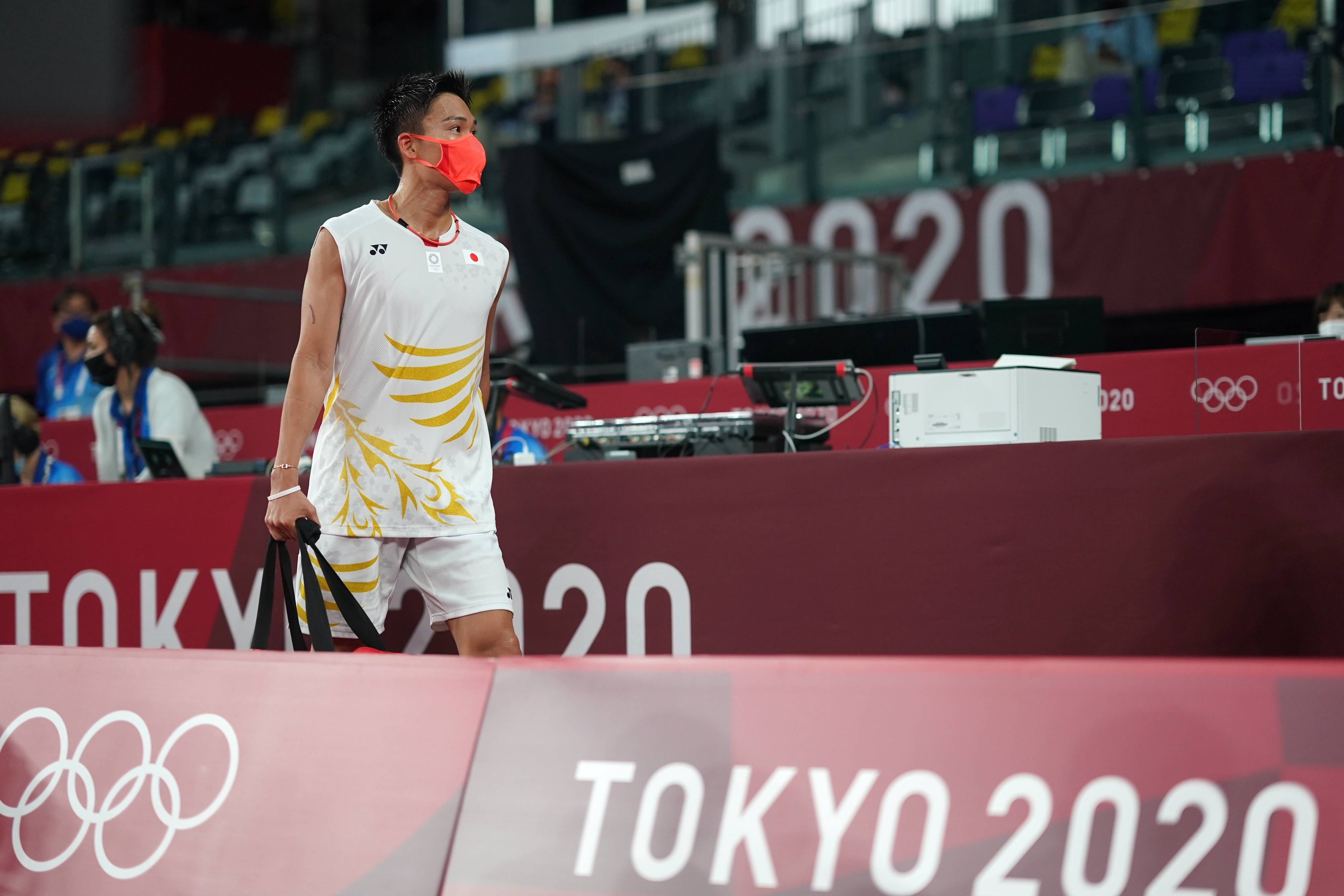 日本羽毛球队轻取马来西亚羽毛球队,桃田贤斗制霸全场 日本羽毛球队轻取马来西亚羽毛球队,桃田贤斗制霸全场