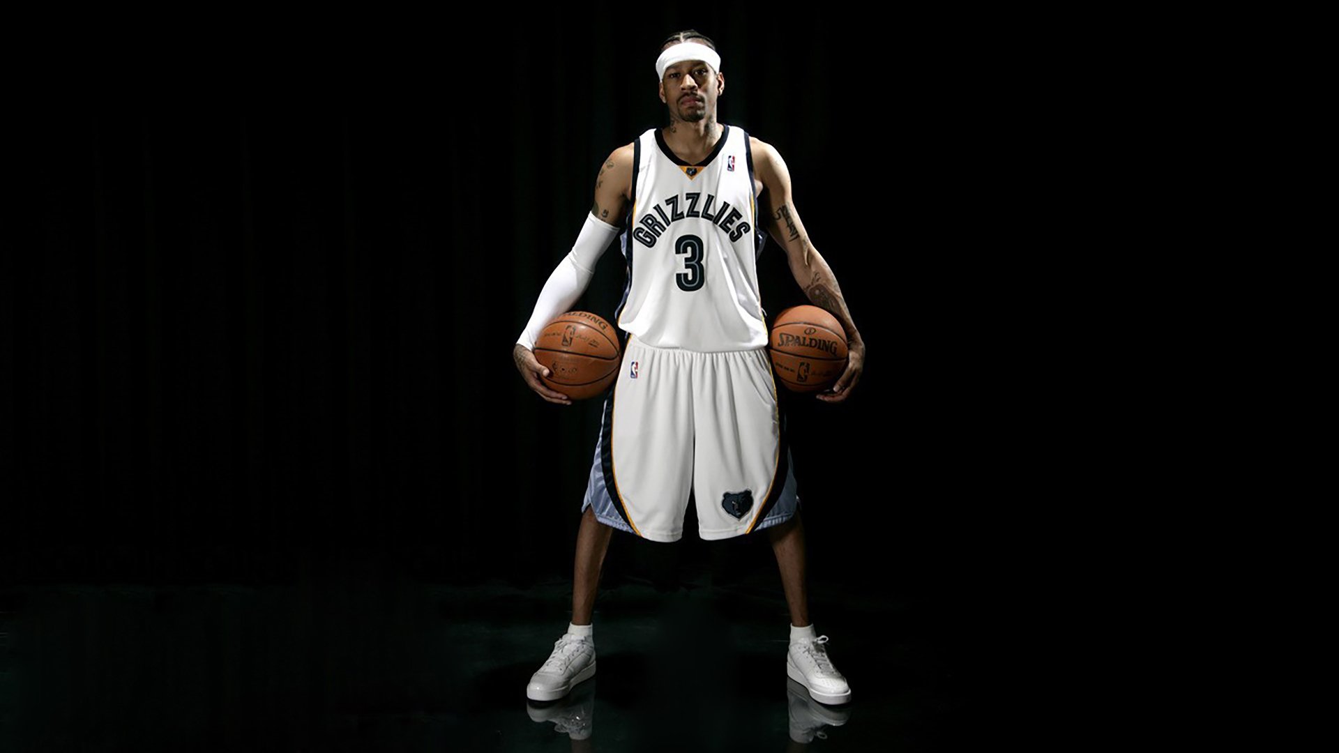 利拉德生涯之夜狂轰61分，76人团队火力全开击溃吉林