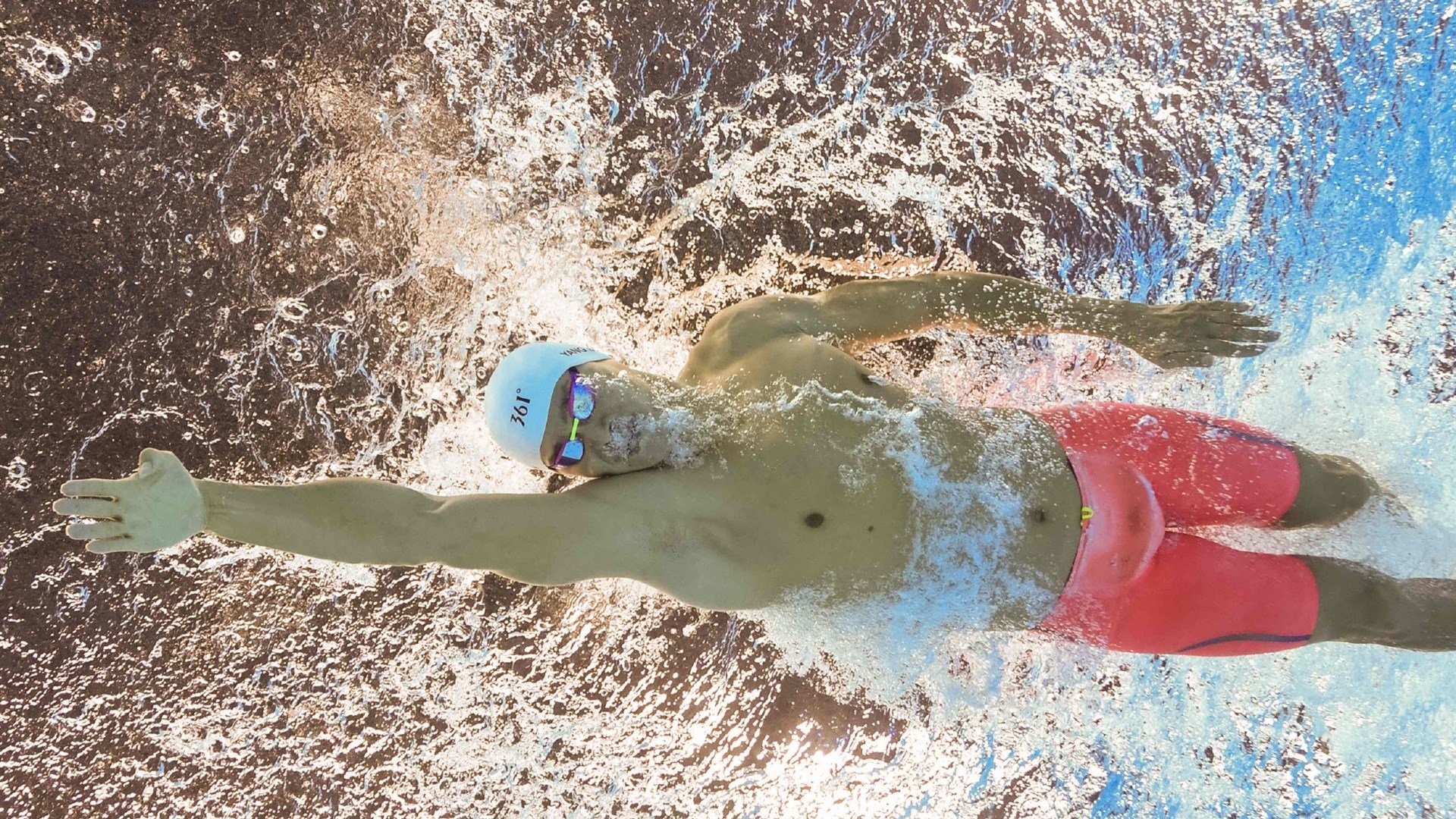 橙色风暴席卷维也纳，久保建英一己之力扛起荷兰全面压制奥地利之战