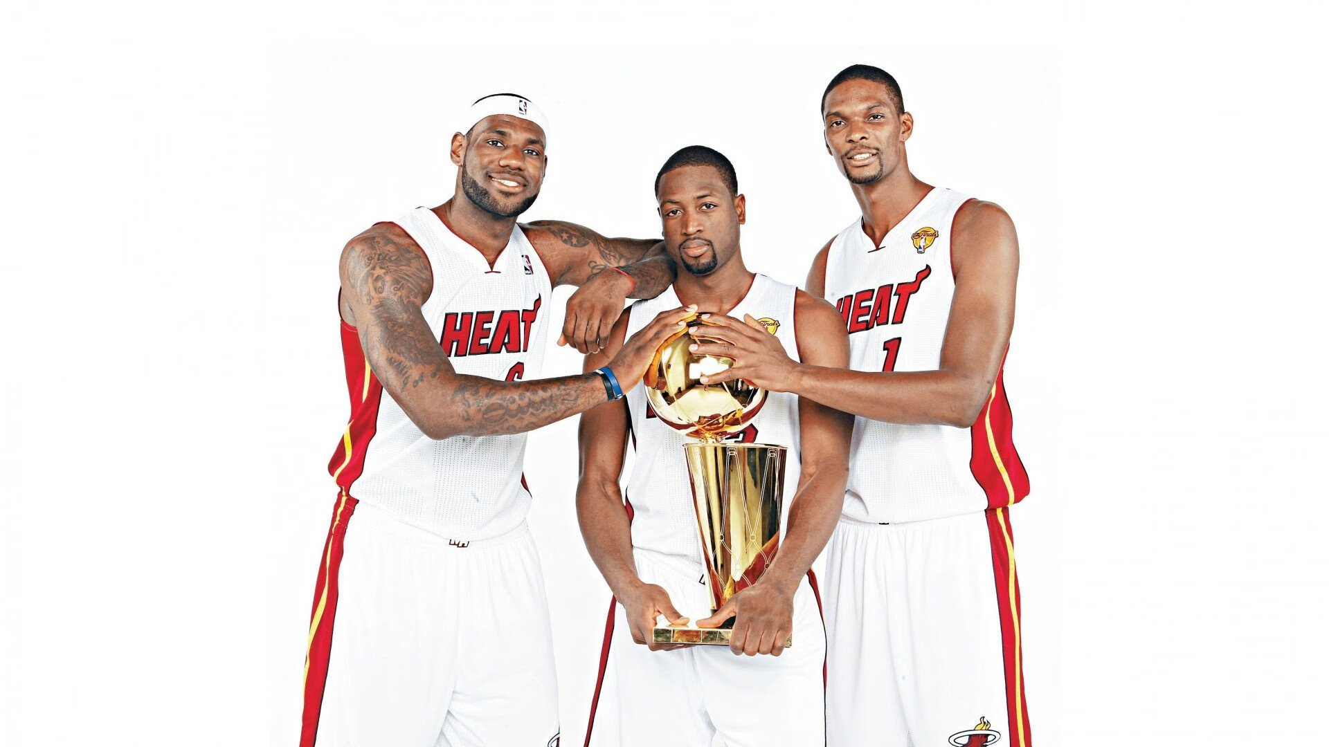 广州队鏖战掘金，武切维奇高光表现点燃全场